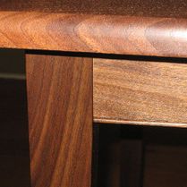 walnut table detail